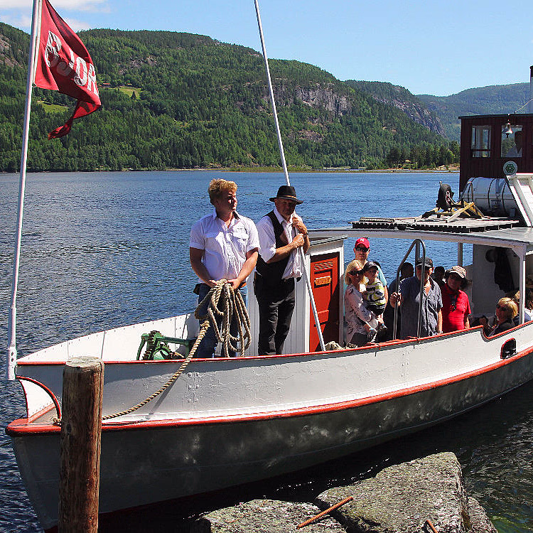 Cruisetur med dampskip
