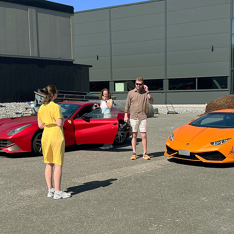 Ferrari vs Lamborghini Speedtest Deluxe