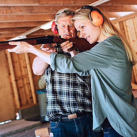 Leirdueskyting for to