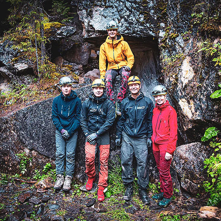 Grottetur i Øyfjellgrotta