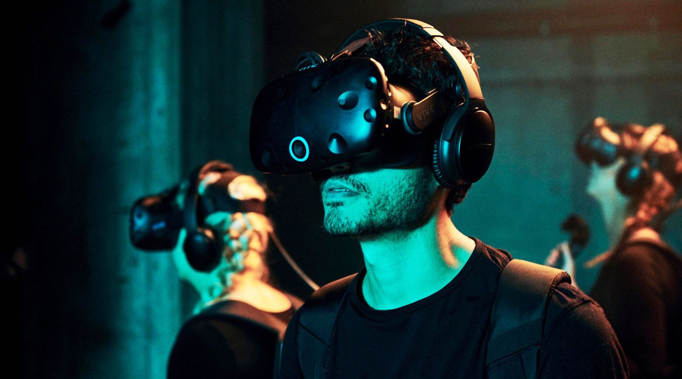 Virtual reality deluxe