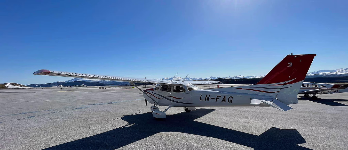 Rundflyging og introduksjonstur deluxe