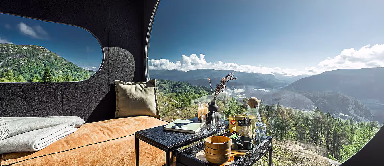 Storehesten Panorama Birdbox