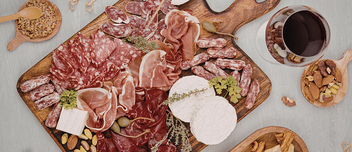 Vinsmaking med ost og spekemat