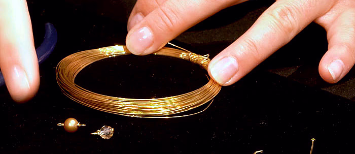 Smykkekurs i å lage egne smykker