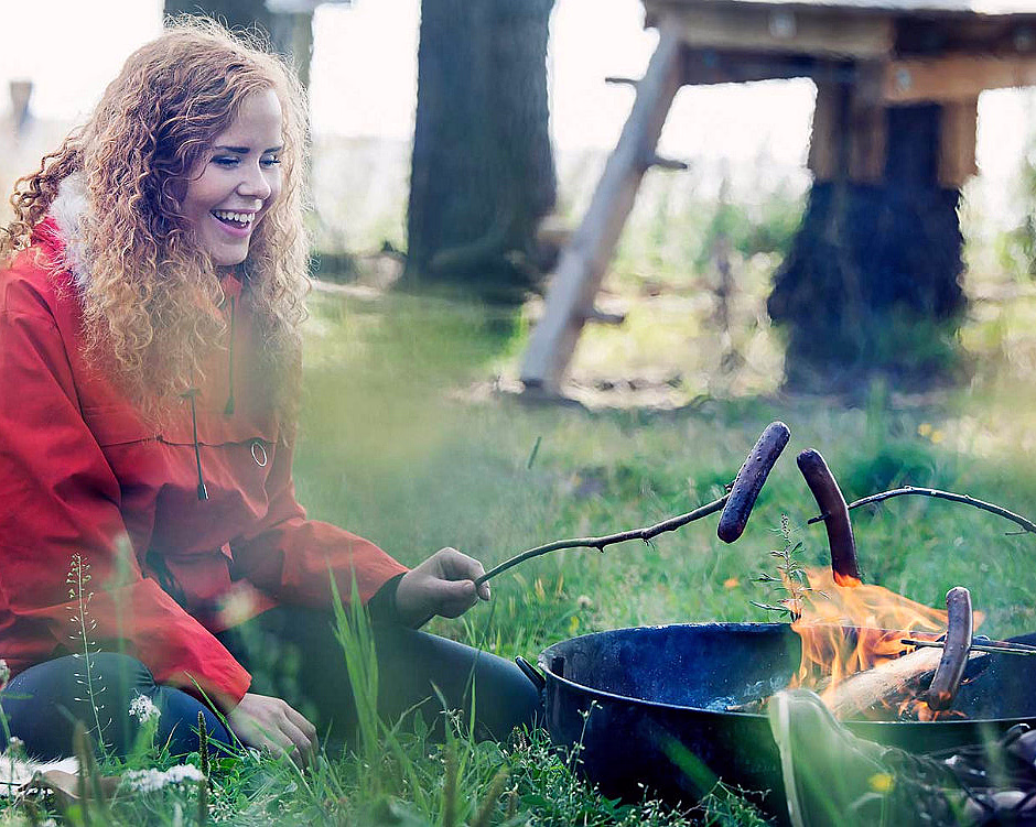 Svevetelt med gapahuk og grill