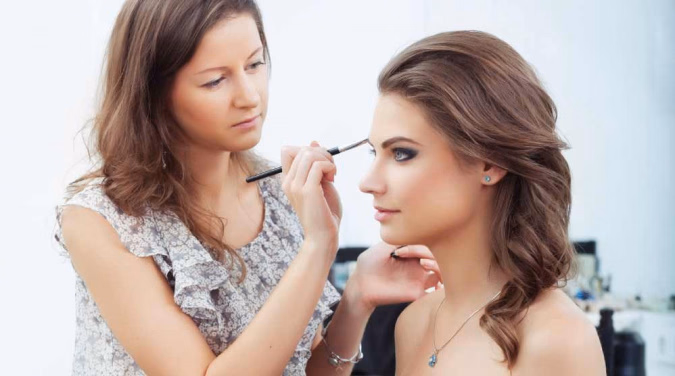 Profesjonell makeup - image 1