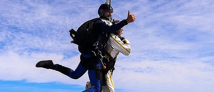 Tandem fallskjermhopp