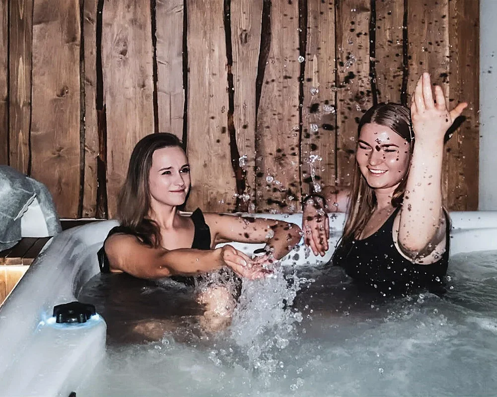 Spa, jacuzzi, badstue & kroppsskrubb