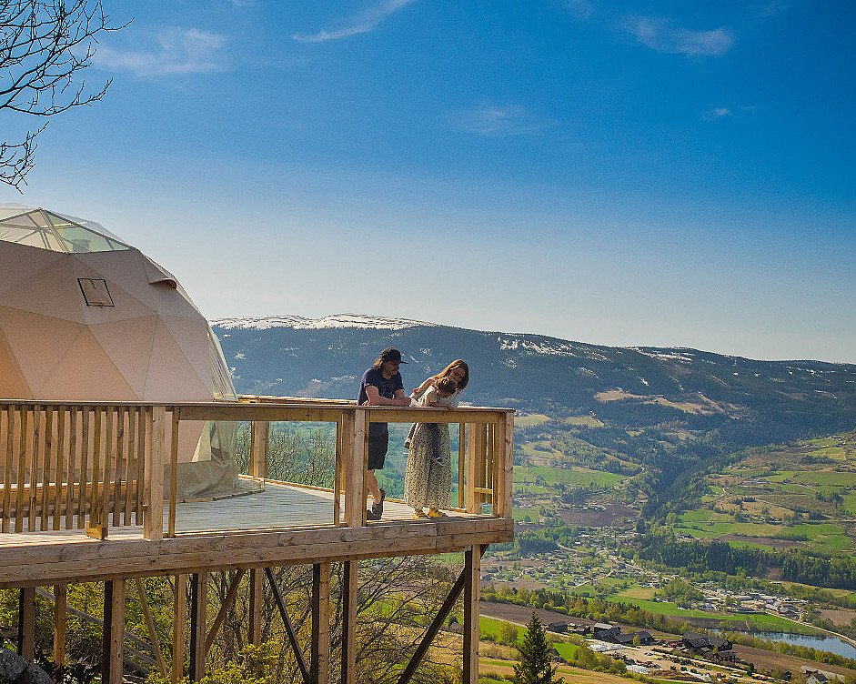 Dome Glamping