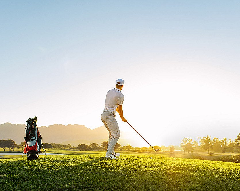 Hotellovernatting med golfpakke