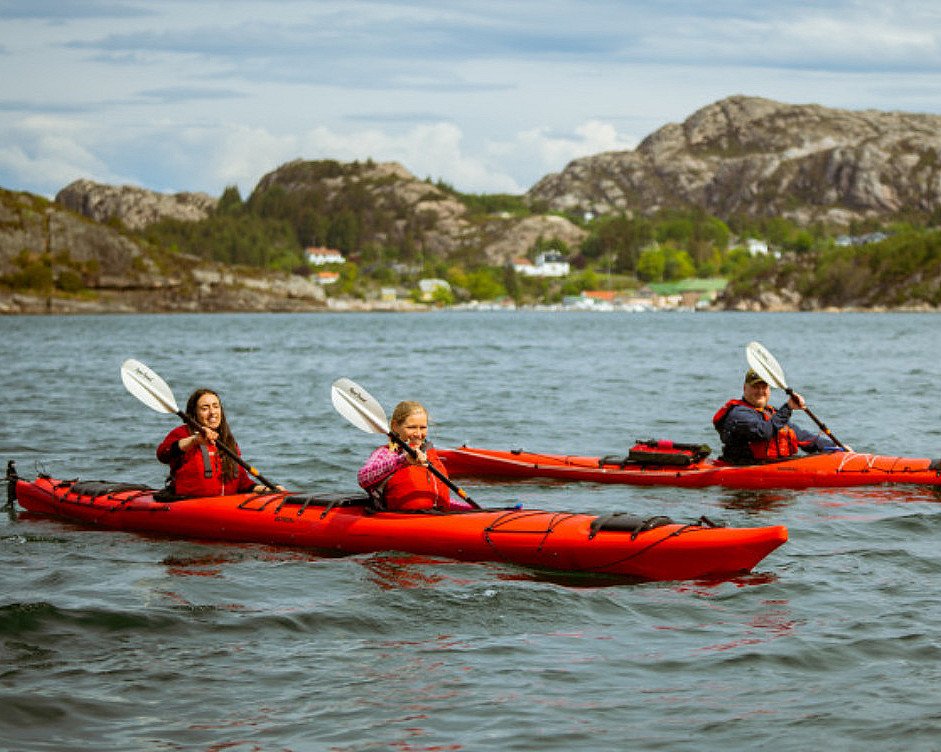 Guidet kajakktur i Øygarden skjærgård