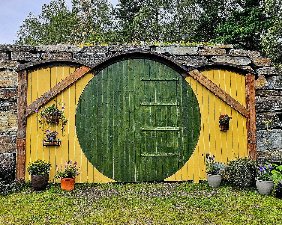 Hobbit Cabin