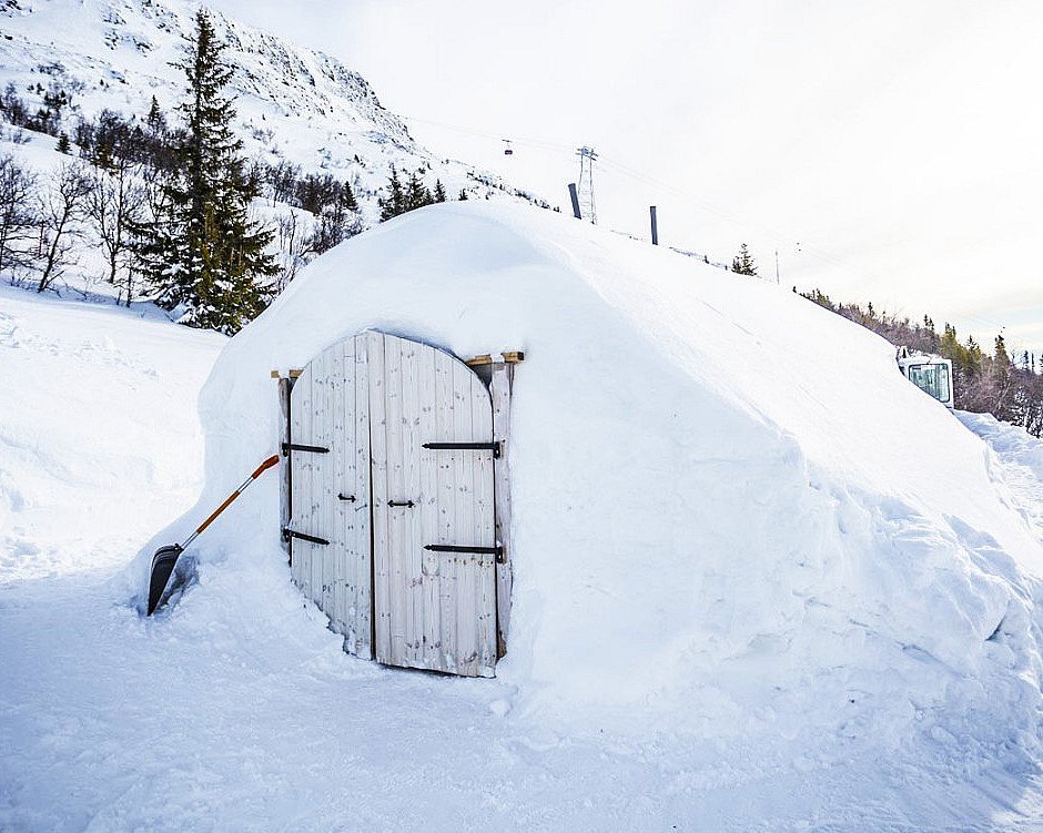 Snøhotell med femretters