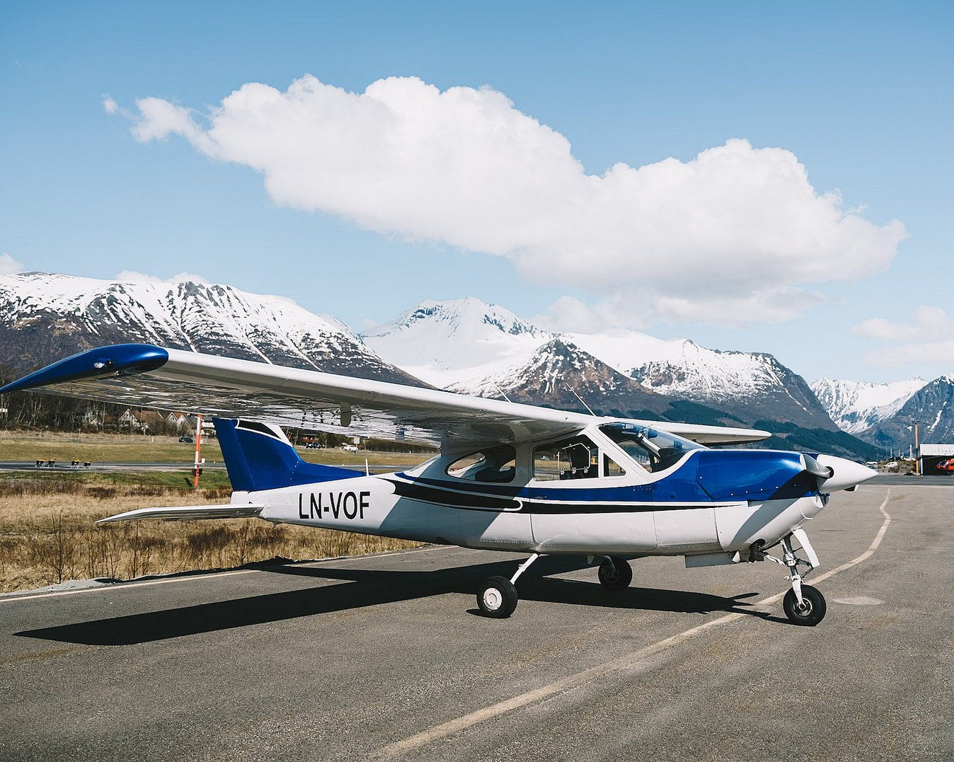 Rundflyging og introduksjonstur