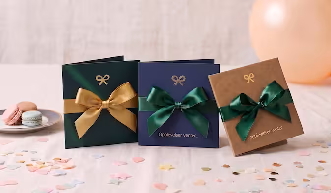 Flere gavekortdesign i ulike farger og stiler
