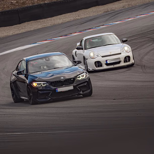 Kjør egen bil på bane