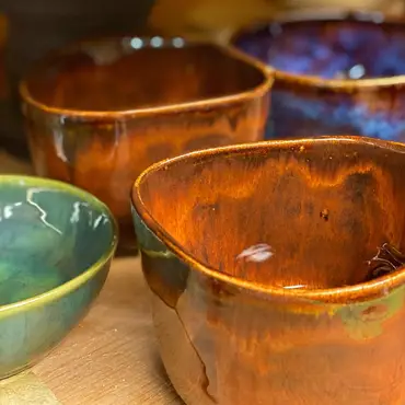 Male på keramikk thumbnail 7