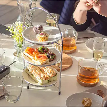 Afternoon tea cruise thumbnail 3