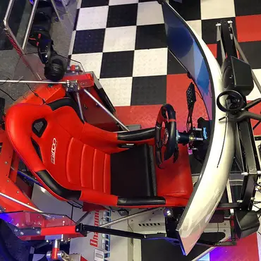 Racingsimulator thumbnail 4