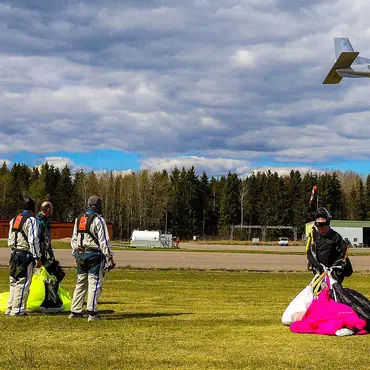 Tandem fallskjermhopp thumbnail 6