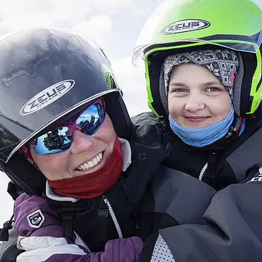 Snøscootersafari for to heldag thumbnail 4