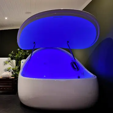 Floating, jacuzzi, sauna & isbad for to thumbnail 5