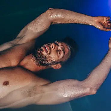 Floating, jacuzzi, sauna & isbad for to thumbnail 6