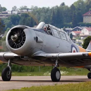 Flytur med Harvard veteranfly thumbnail 4