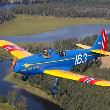 Opplevelsesflyving med veteranfly thumbnail 4