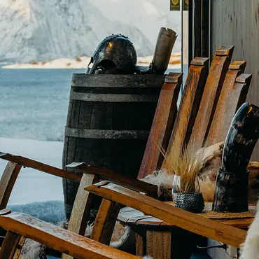 Arctic fjordcabins & destilleriomvisning thumbnail 10