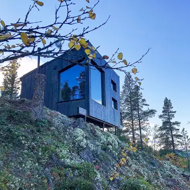 Natt i fjelltopphytte thumbnail 5