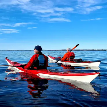 Kajakkeventyr og friluftspakke thumbnail 1