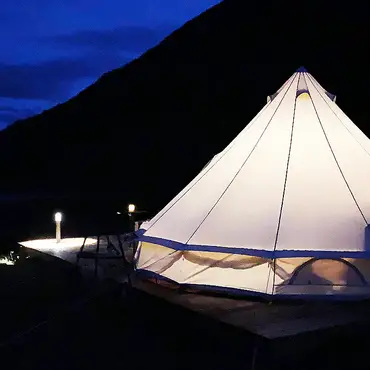 Alpakkaglamping thumbnail 6