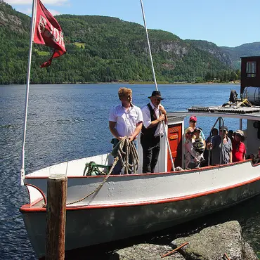 Cruisetur med dampskip thumbnail 3