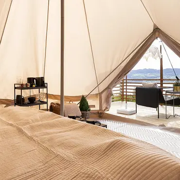 Glamping thumbnail 2