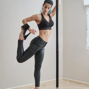 High Heel poledance privattime thumbnail 2