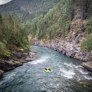 Sjoa whitewater rafting thumbnail 4