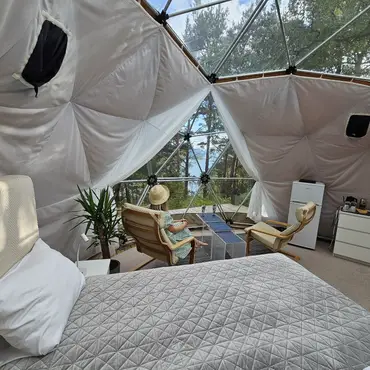 Dome, jacuzzi & sauna thumbnail 3