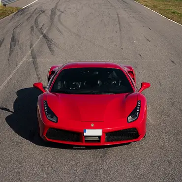 Kjør Ferrari på racerbane thumbnail 15