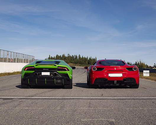 Kjør Lamborghini & Ferrari på racerbane