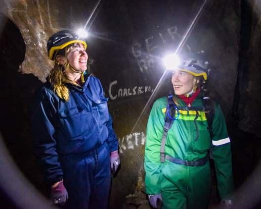 Grottetur i Øyfjellgrotta