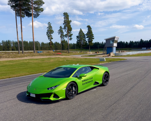 Kjør Lamborghini på racerbane - image 4