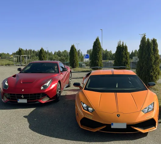Kjør Ferrari & Lamborghini