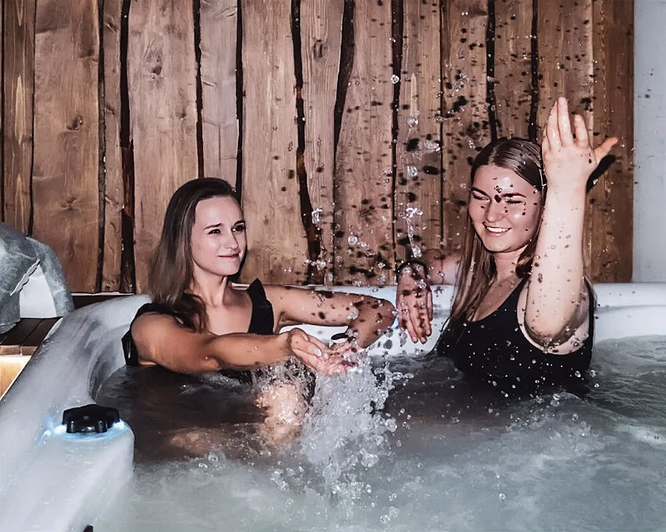 Spa, massasje, sauna & jacuzzi for to