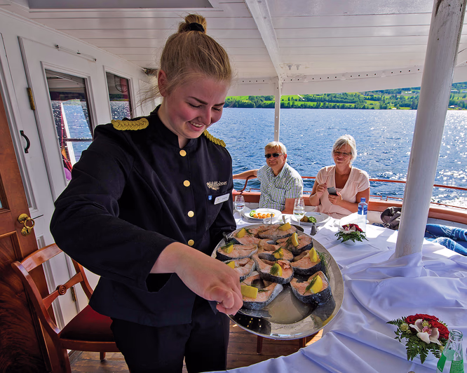 Hjuldamper med middag