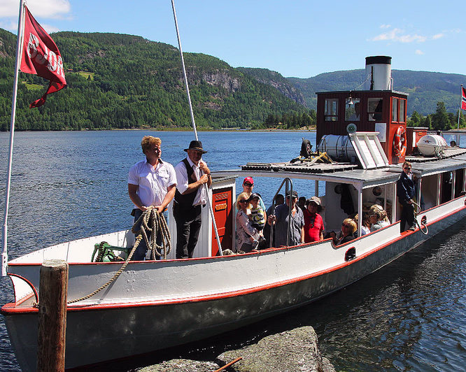 Familiecruise på dampskip