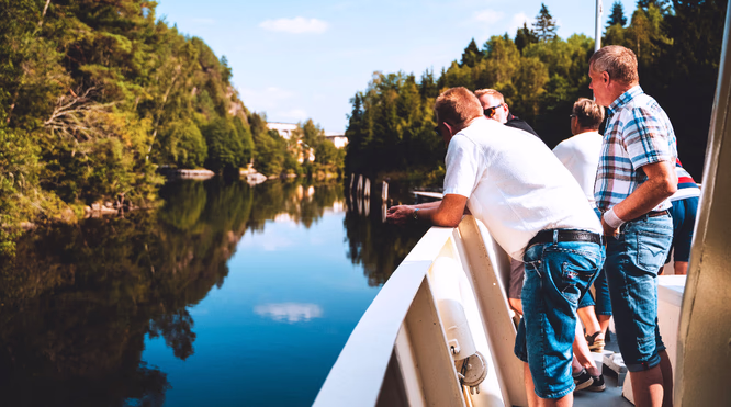 Kanalcruise med sluser