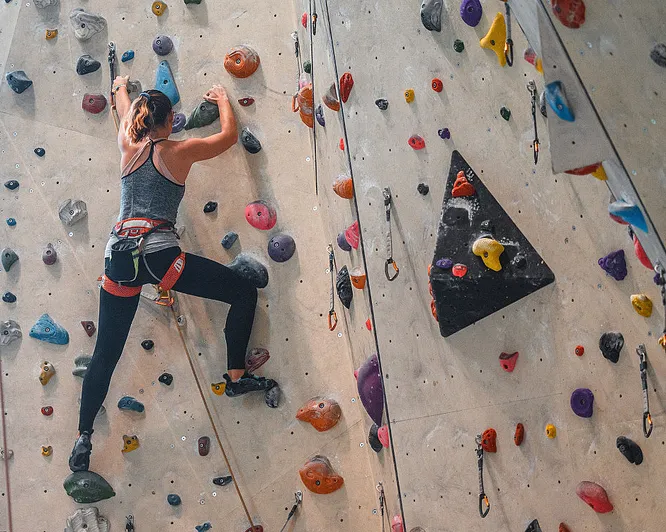 Prøv innendørsklatring