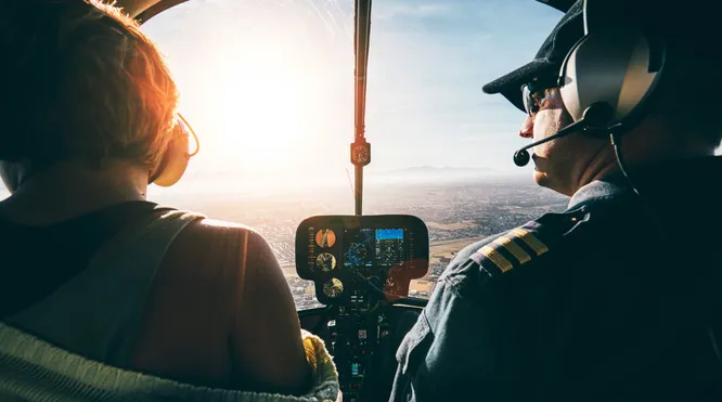 Helikoptertur over din by